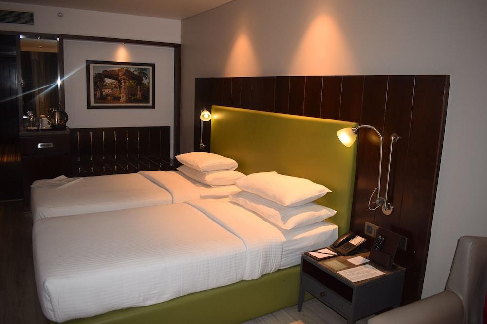 Country Inns & Suites By Radisson Манипала Экстерьер фото